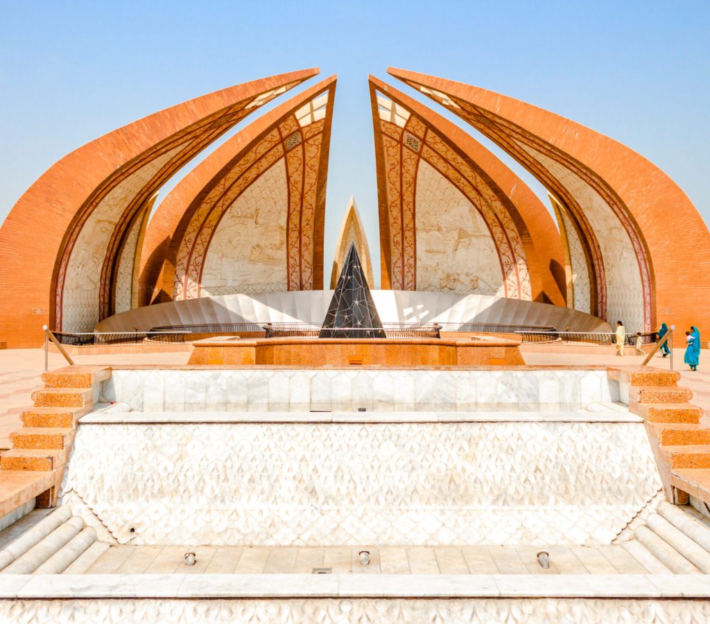 Pakistan_Islamabad_monument_03